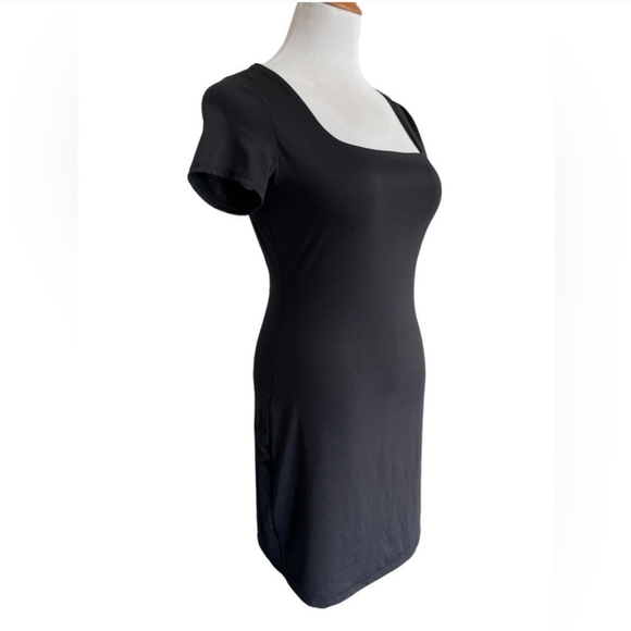 Vibe Short Sleeve Square Neck Bodycon LBD Large NWT - Picture 2 of 8